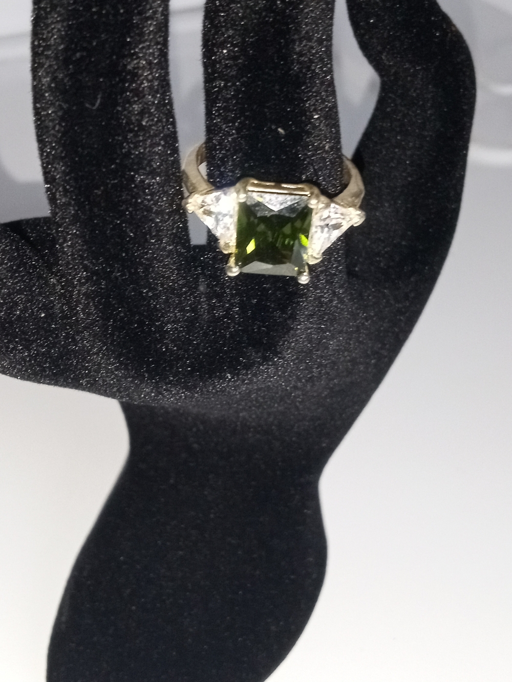 Vintage Avon By NRT Elegant Green Stone Three-Stone Ring